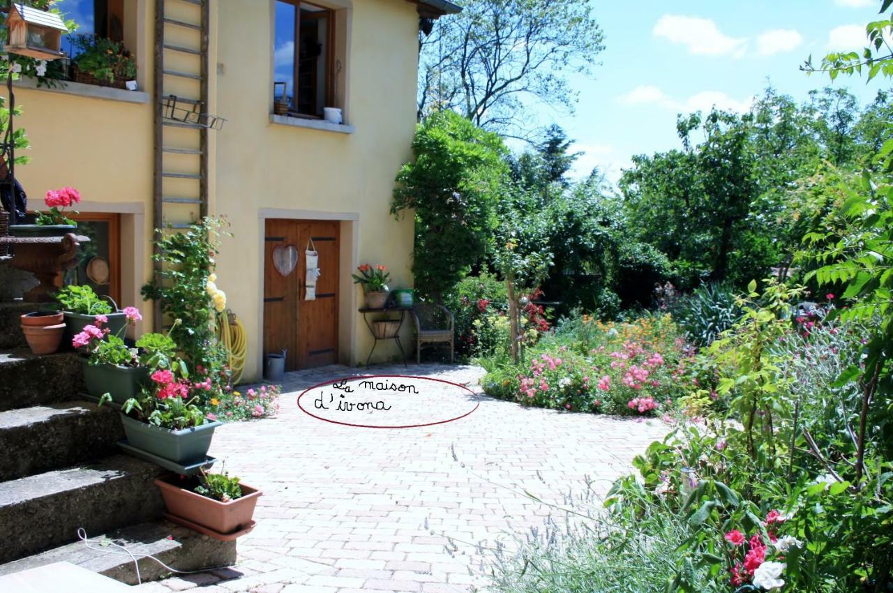 La Maison D'Ivona La Tour-de-Salvagny Exterior foto